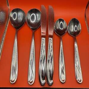 (6)Reed & Barton EDGARTOWN Soup Serving Spoon Knife Stainless Flatware Glossy